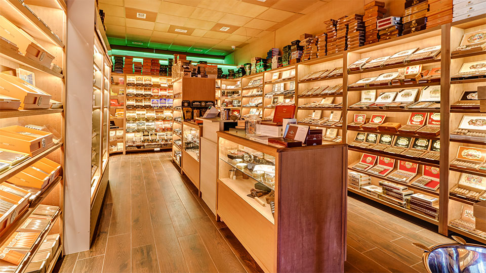 Cigar lounge offers exclusive perks with automation