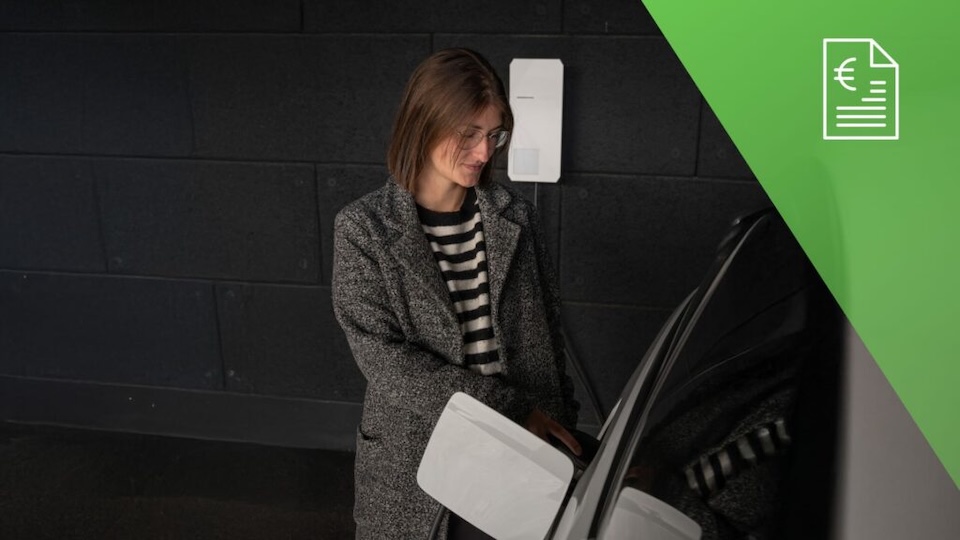Automatické reporty o nabíjení elektromobilů: řešení pro služební vozy, nájemníky a přebytky solární energie