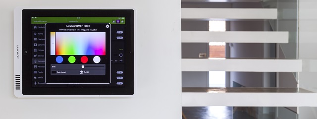Soportes de pared para iPad y tablets Android